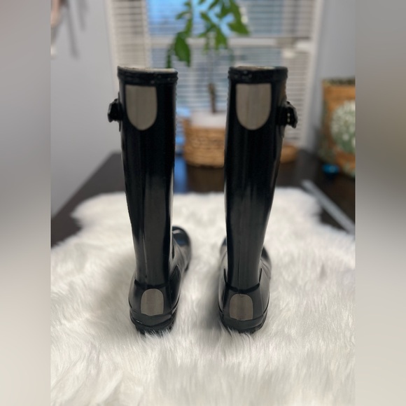 Hunter youth glossy rain boots US 5M/6F color black - Picture 4 of 8